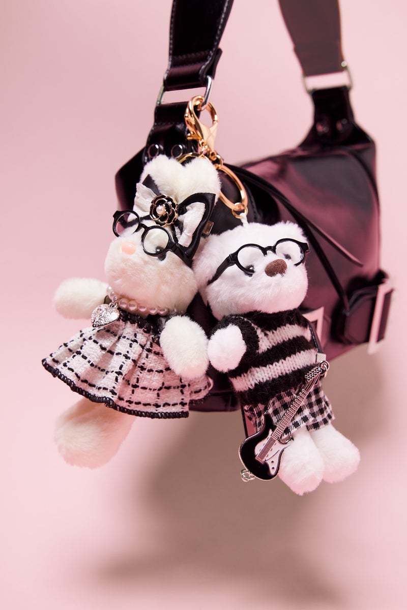 ديفاكتو ميدالية مفاتيح حريمي سودا مع تفاصيل جيتار - Image 1