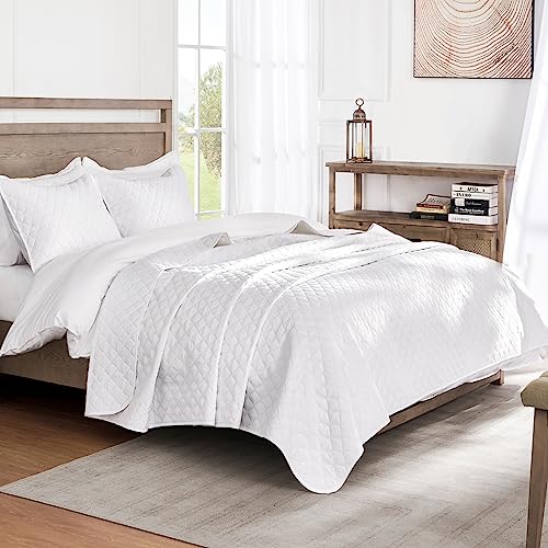 Exclusivo Mezcla Reversible King Size Quilt Bedding Set with Pillow Shams Lightweight Quilts King Size Soft Bedspreads Bed Coverlets for All Seasons White 104x96 - Image 3