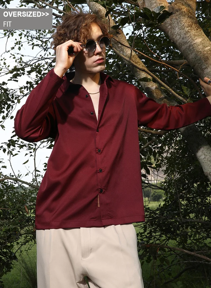 Campus Sutra Campus Sutra Men's Wine Red Satin Oversized Shirt For Casual Wear | Spread Collar | Long Regular Sleeves | Button Closure | Oversized Shirt Crafted With Comfort Fit For Everyday Wear
