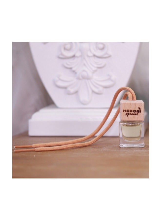معطر جو سائل معلق للسيارة في عبوة من الورق المقوى مع رائحة ذات رائحة ساحرة فاخرة ويحتوي على جهاز اختبار رائحة باريس مماثل لسي، العطر مصنوع في فرنسا 6 مل