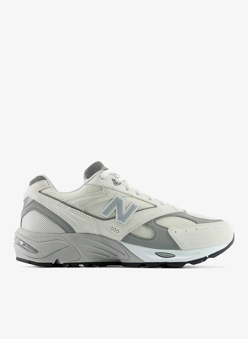 New Balance 880R Sneakers