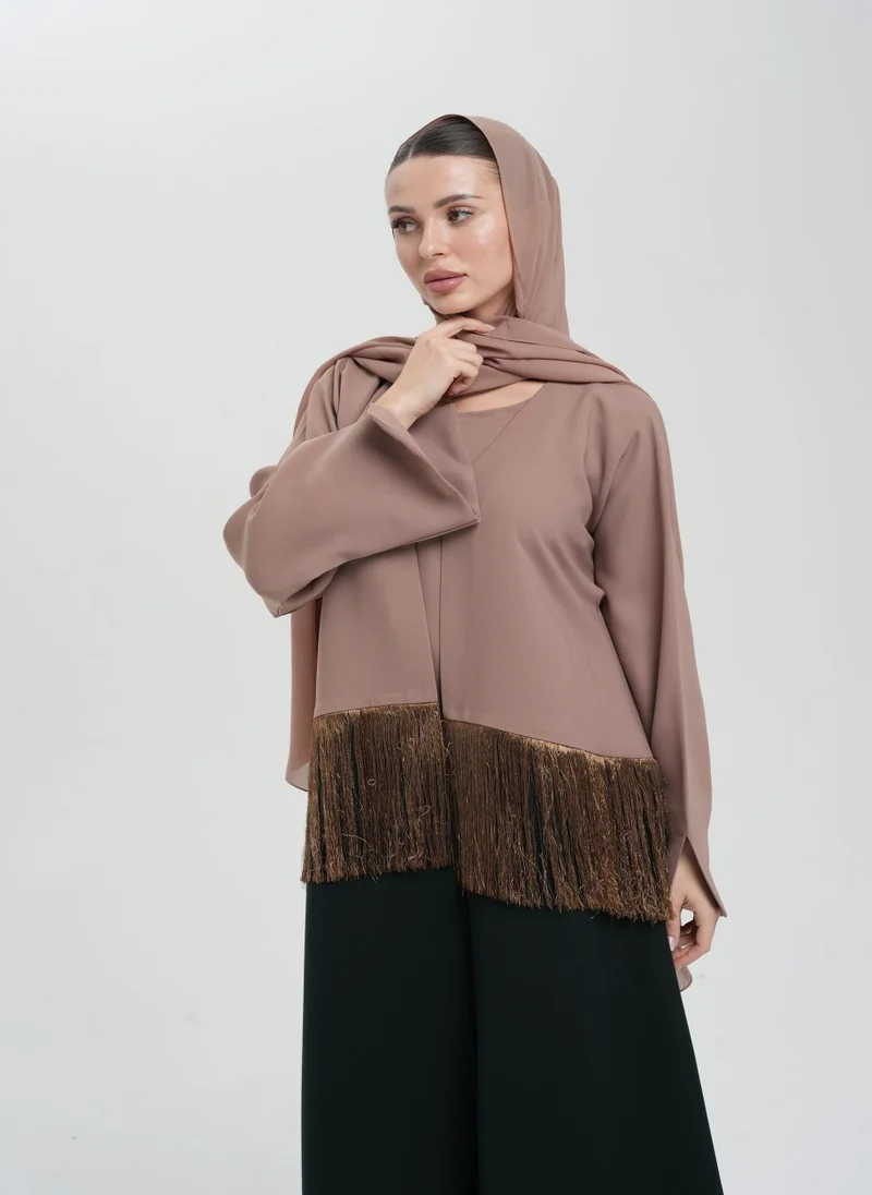 Meem by Mariyah Colorblock abaya with tassels