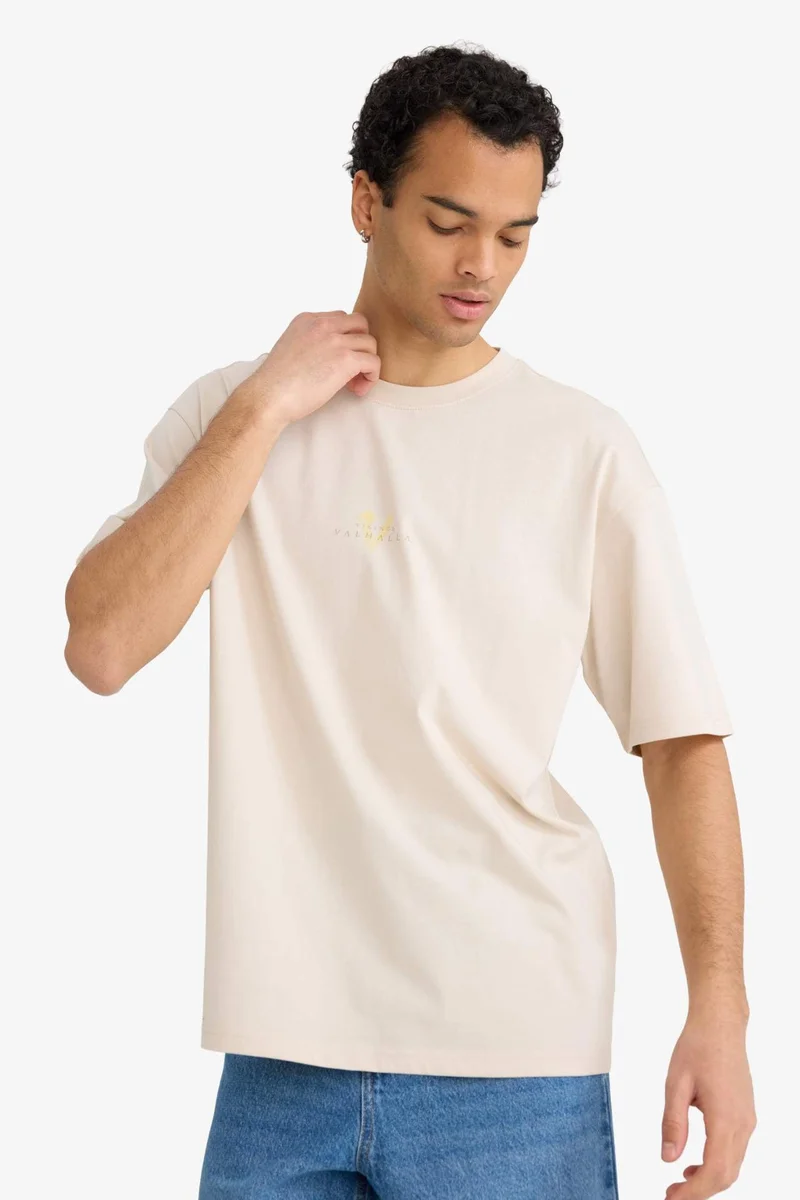 ديفاكتو Vikings Valhalla Boxy Fit Crew Neck Printed T-Shirt