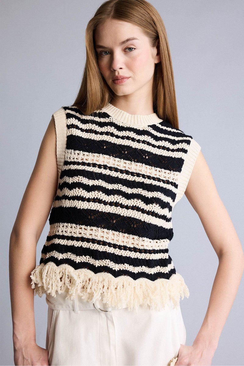DeFacto Beige Woman Regular Fit Crew Neck Vest Casual - Image 1