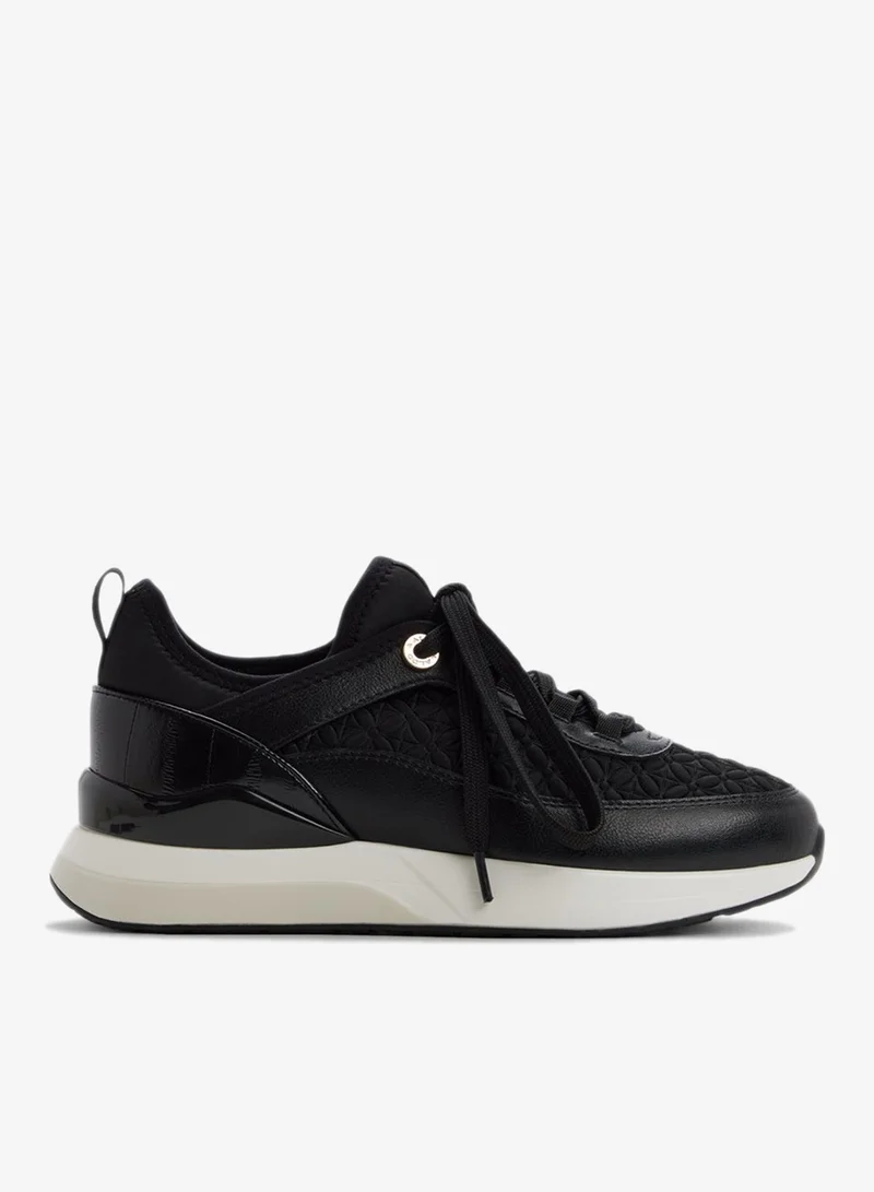 QUILTYN Round Toe Runner Sneakers