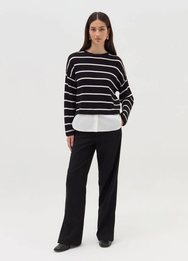 او في اس تيشيرت بأكمام طويلة بنسيج وافل دقيق