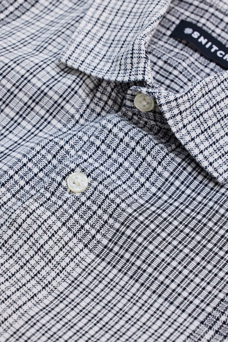 SNITCH Black Checks Slim Fit Shirt