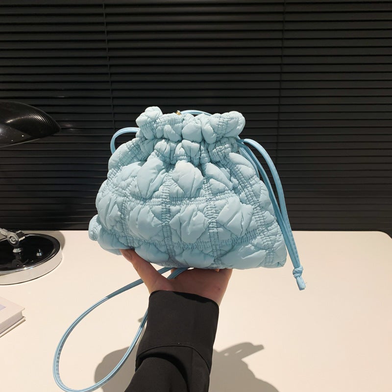 Simple Rhomboid Drawstring Wrinkle Bucket Bag Women'S Nylon Cloud Shoulder Crossbody Bag Lightweight Dumpling Bag - Image 3
