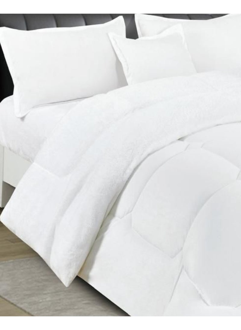 مينجلي مفرش شتوي نفرين نظام وجهين وجه مخمل وجه فرو - طقم مفارش 6 قطع ( 1 مفرش + 1 واقي مرتبة مطاط + 4 أغطية وسائد ديكورية )  مقاس المفرش 230X250 سم ومقاس واقي المرتبة 200×200+40 سم - Image 4