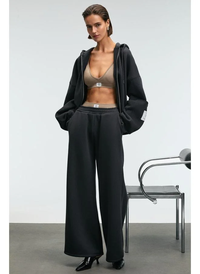 GRIMELANGE ENAVIE Women's Oversize Elastic Waist Double Pocket Anthracite Sweatpants.