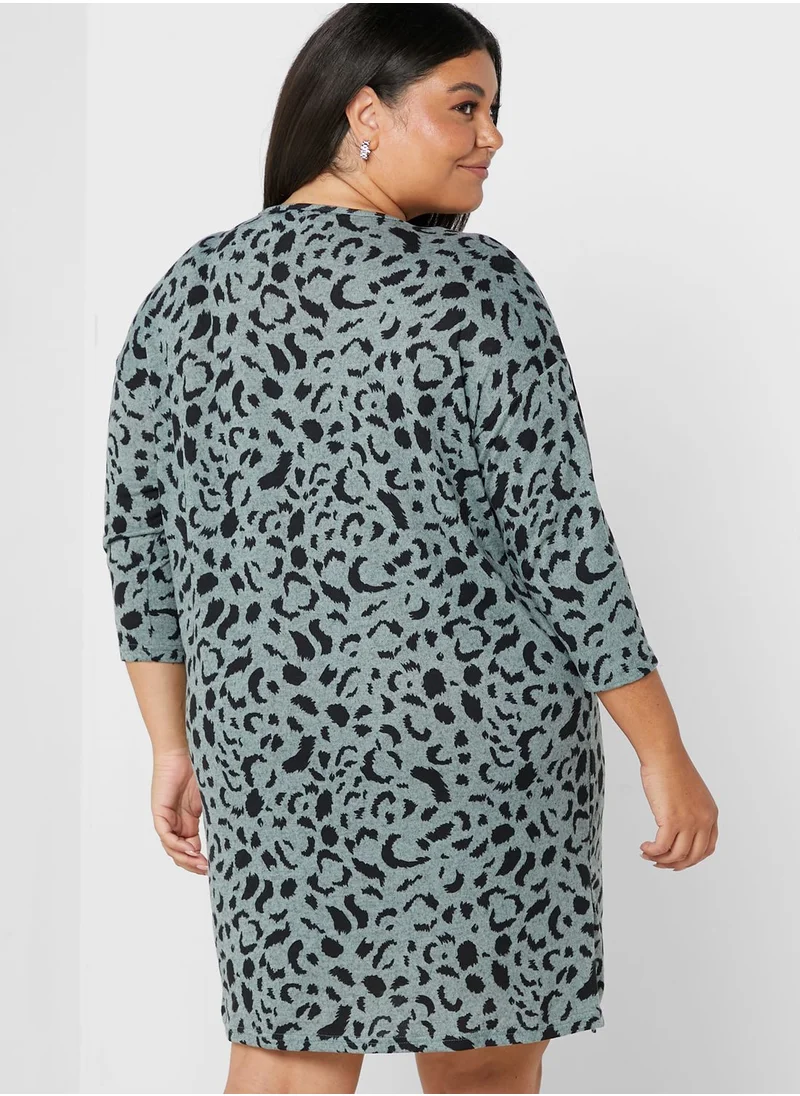 Only Carmakoma Round Neck Printed Dress