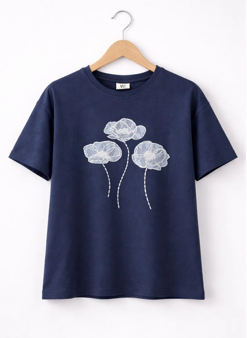 فكتور اند جين Girls’ Oversized T-Shirt –Lace and Net Embroidery