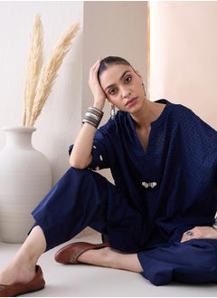Femmella Textured Dobby High Low Kurta with Straight Pant Co-Ords by Styli  - Image 4