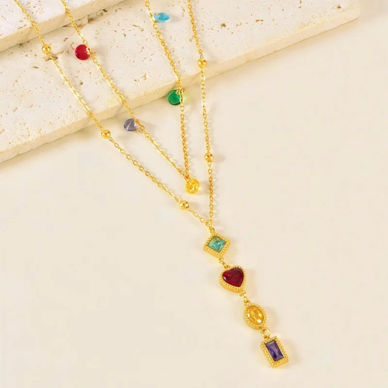 سلسلة أستانليس ستيل ذهبي مرصعة بفصوص الزيركون متعددة الألوان - Image 2