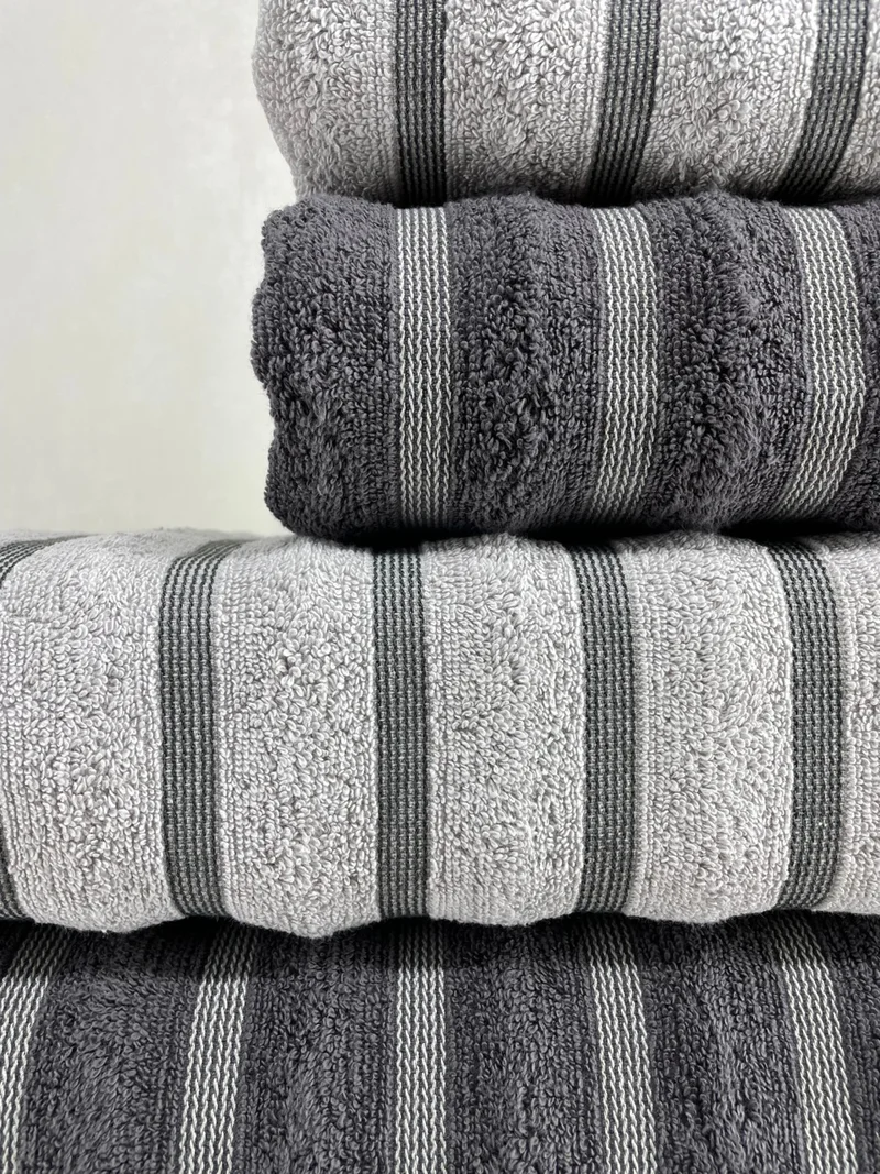 ايفين Cotton Soft 4-Piece Bath Towel Set (2 Hand, Face & Head Towels and 2 Bath Towels)