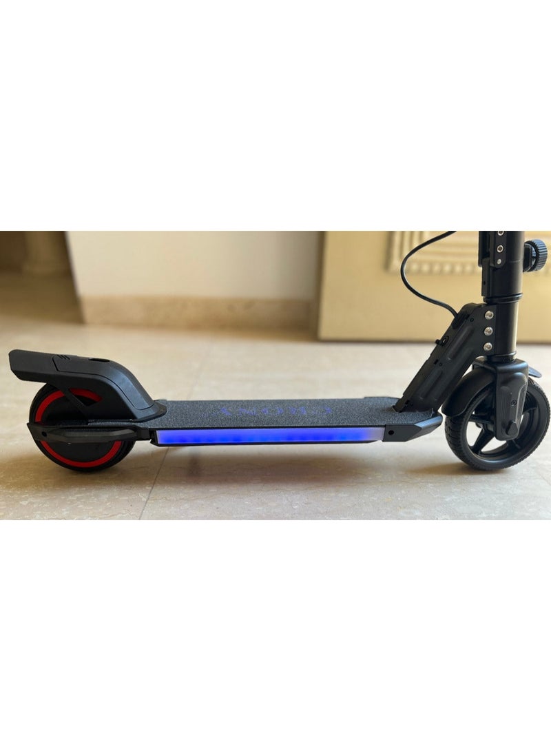 Crony سكوتر كهربائي للأطفال CRONY S31 – محرك 130 واط، بطارية 21 فولت / 2.5 أمبير، إطار ألمنيوم قابل للطي + أضواء LED RGB على السطح - أزرق - Image 5