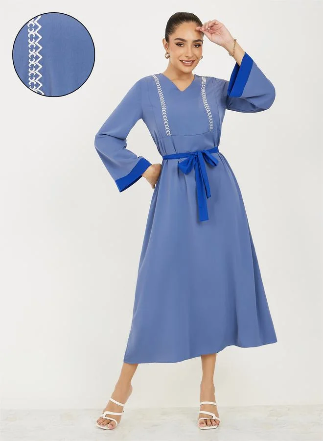 تايك تو Embroidery Detail A-Line Midi Dress with Belt