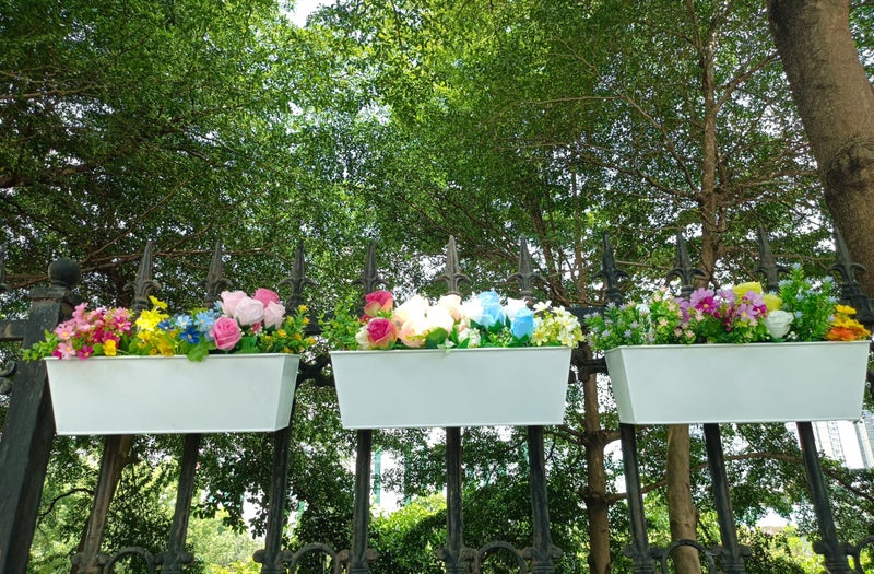 JFMAMJ 3 Pcs Large Hanging Flower Pots for Railing Or Fence 16 Inch Railing Planter Box for Any Balcony, Porch or Deck Countryside Style Window Planter Boxes Are Perfect to Herbs & Flowers for Garden (White) - Image 2