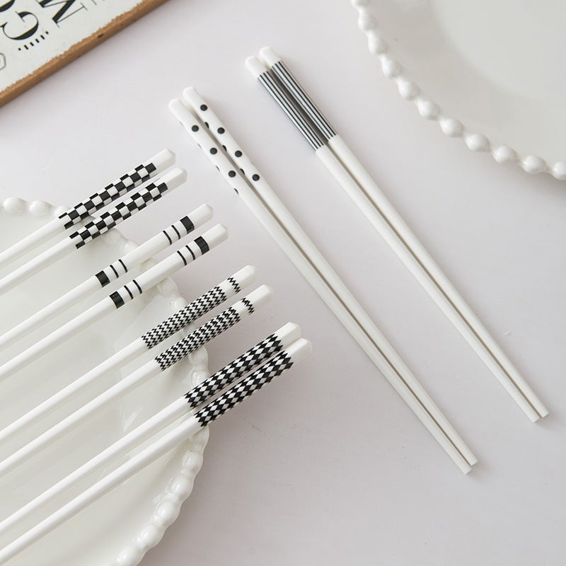Light Luxury Simple Ceramic Chopsticks Easy To Clean High Temperature Health Network Popular High Color Value Home Eating Bone China Chopsticks - Image 1