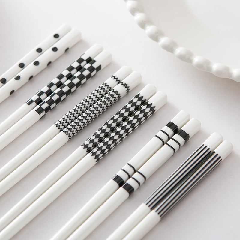 Light Luxury Simple Ceramic Chopsticks Easy To Clean High Temperature Health Network Popular High Color Value Home Eating Bone China Chopsticks - Image 2