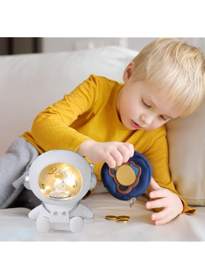 إيروريكس صندوق نقود للأطفال والكبار على شكل حصالة على شكل رائد فضاء، زينة على شكل رائد فضاء من الراتينج، تماثيل كواكب رائد فضاء، صندوق نقود، جرة توفير، ديكور عصري، ضوء ليلي لطيف للمنزل والمكتب وغرفة النوم - Image 2