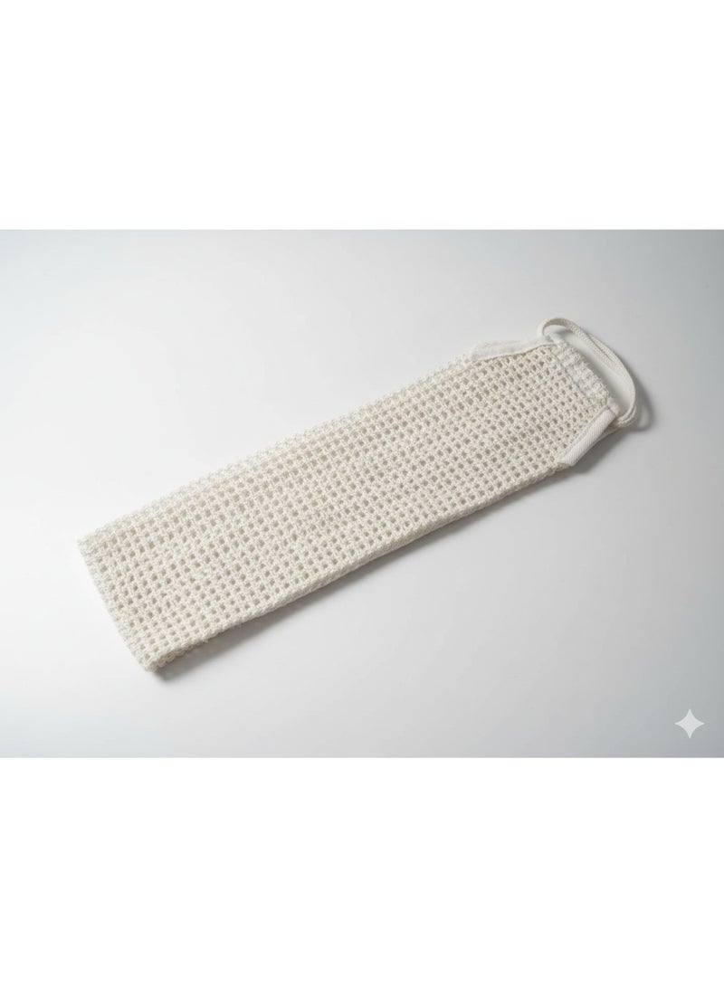 Natural sisal bath loofah that provides you with effective cleansing and gentle care for your skin.