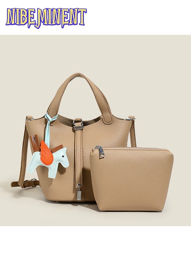 NIBEMINENT حقيبة ساتشيل بتصميم بسيط مزينة بتصميم باتش وورك نمط ليتشي الكلاسيكي الشهير تشمل قلادة بوني ومحفظة - Image 1