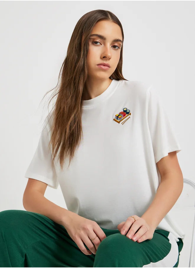 تايك تو Take Two Embroidered Round Neck Short Sleeve T-Shirt