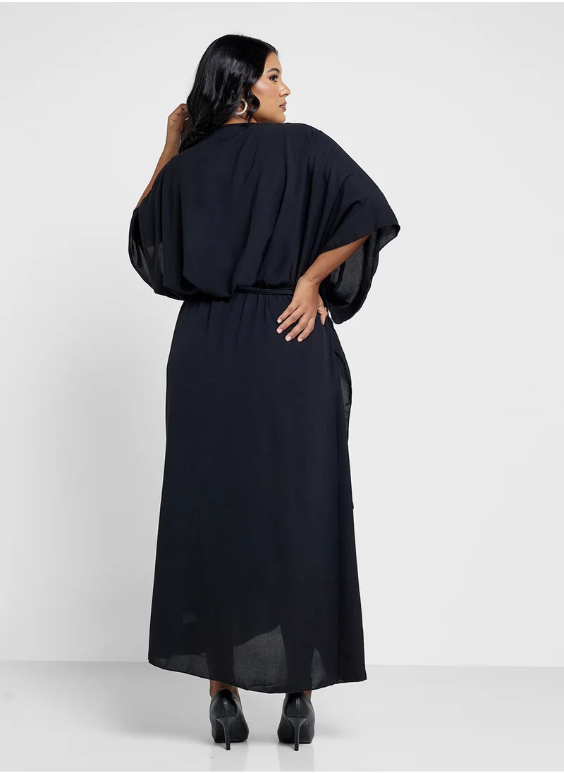 ايلا بلس Dress With Batwinged Sleeve