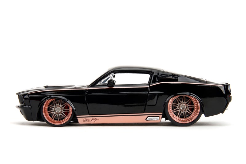 JADA Pink Slips 1:24 - 1967 Shelby GT 500, Die-Cast Car with Base, Toys for Kids and Adults - Image 2