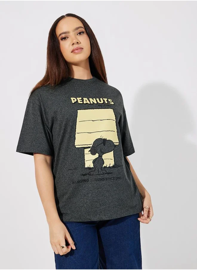 Styli Acid Wash Peanuts Graphic Oversized T-Shirt