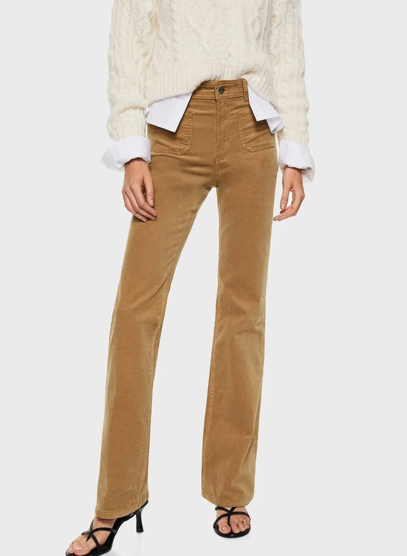 مانجو جينز بقصة ارجل واسعة