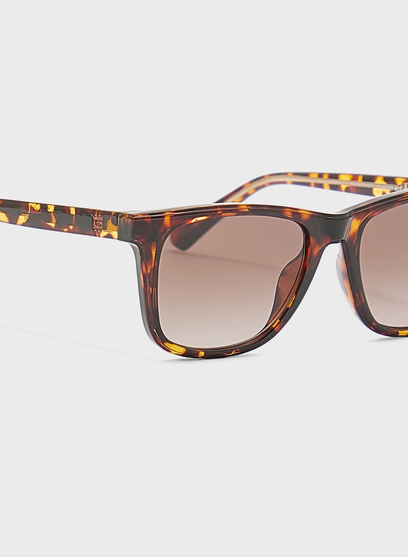 GUESS Gu0022752F47 Wayfarers Sunglasses  - Image 3