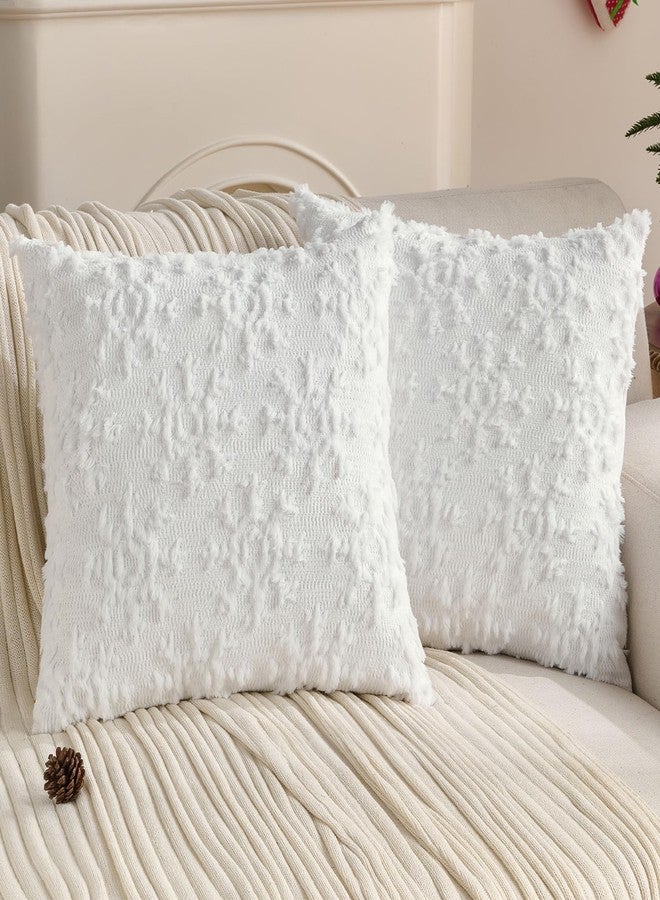 FUTEI أغطية وسائد عيد الميلاد من فوتي بتصميم ندفات الثلج، مقاس 20×20 بوصة، طقم من قطعتين، لون أبيض، أغطية وسائد قطنية ناعمة ورقيقة للظهر، مثالية للأريكة وغرفة النوم وأجواء العطلات والمناسبات المنزلية - Image 1