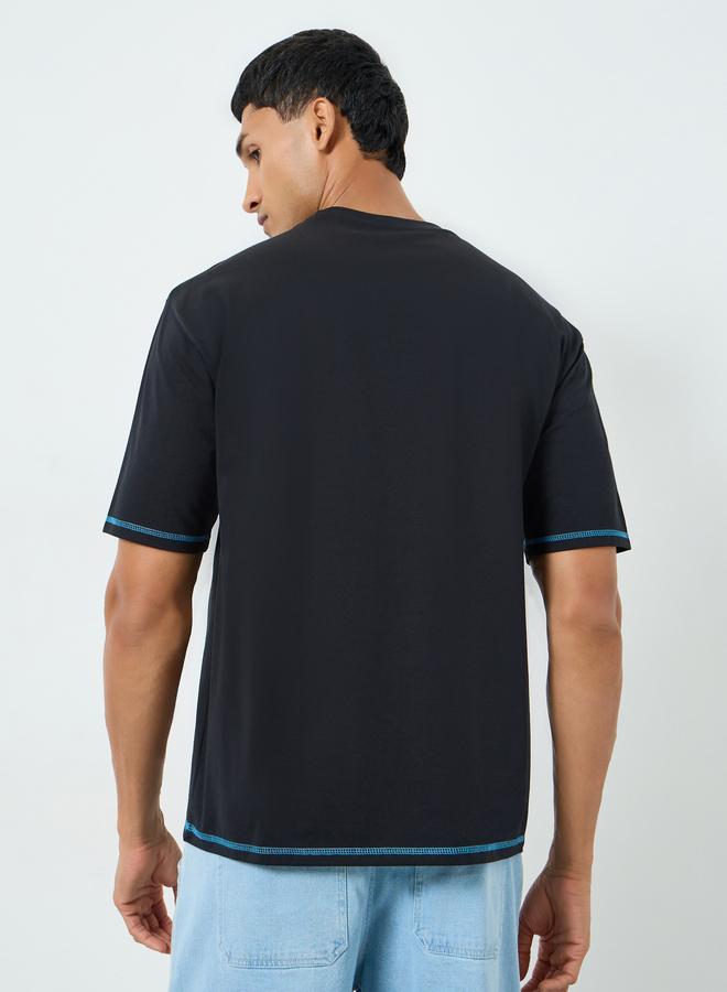 Styli Men Black Oversized Graphic Print T-Shirt - Image 4