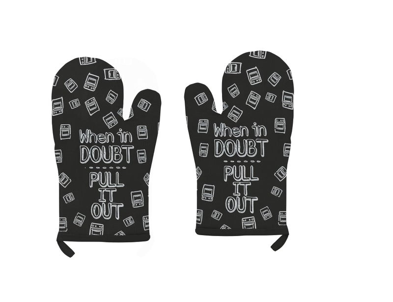 CRAZYWEAVES Oven Gloves Set of 2 |100% Cotton Heat Resistant Kitchen Mitts for Cooking, Baking & Microwave | Thick Padded Cotton Oven Mittens for Handling Hot Pots, OTG & Grill (Black Printed) - Image 1