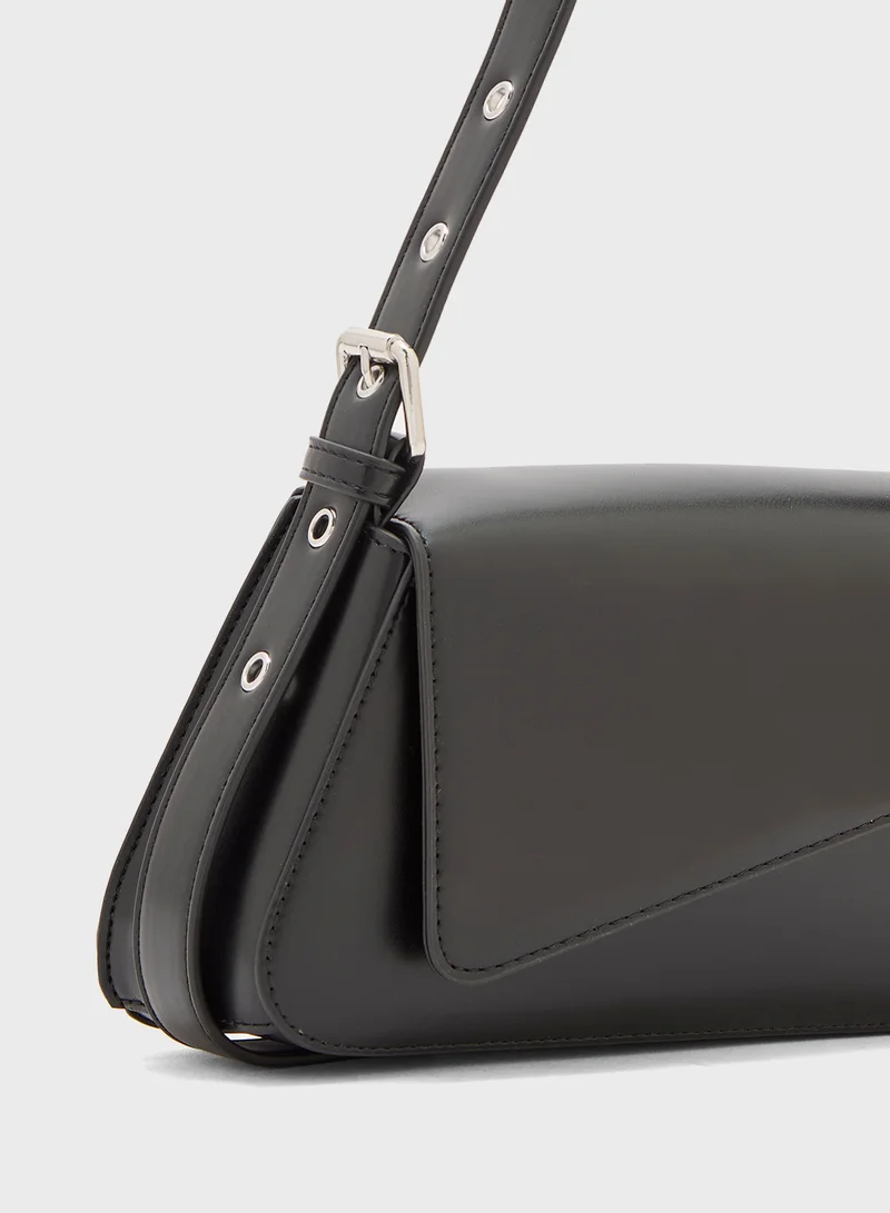 ايلا Asymmetric Shoulder Bag