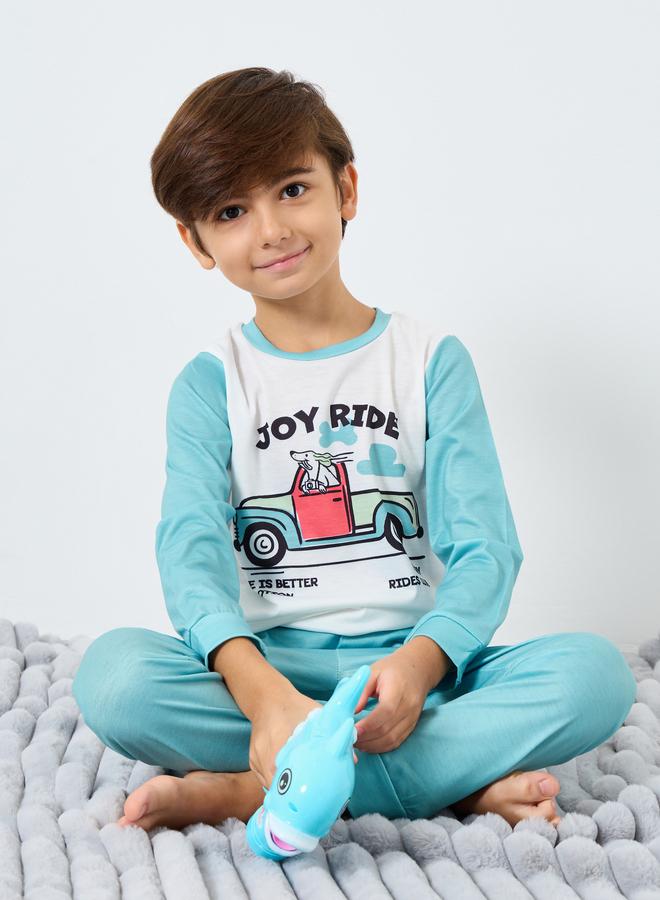 Styli Green Graphic Print Long Sleeve T-Shirt and Pyjama Set - Image 1