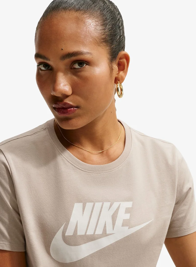Nike CREAM II/(SAIL) Nsw Club Icon T-Shirt for Women | Best Price UAE