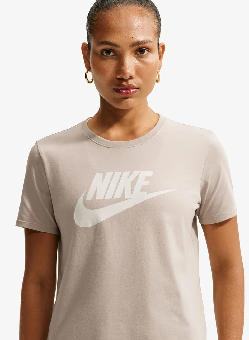 Nike Nsw Club Icon T-Shirt