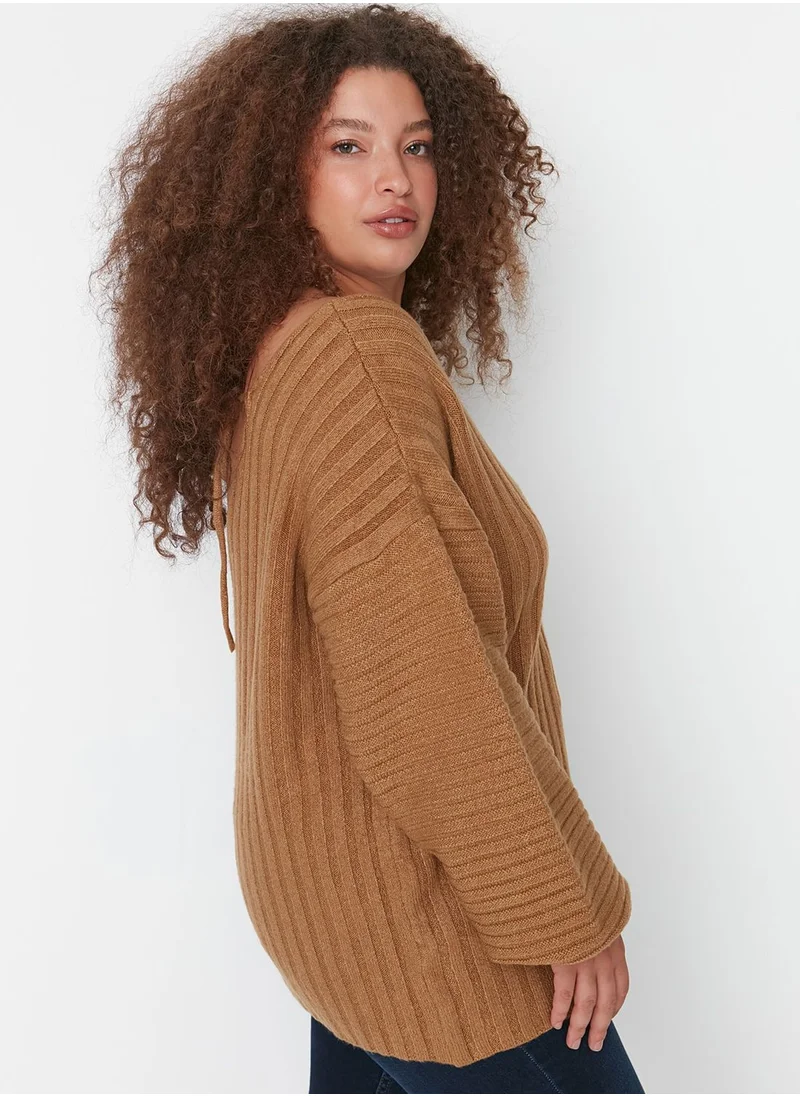 Trendyol Curve V-Neck Knitted Sweater