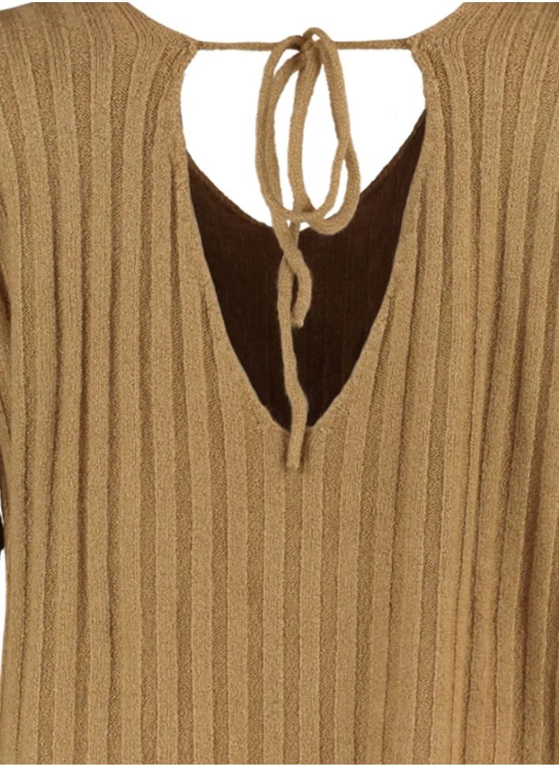Trendyol Curve V-Neck Knitted Sweater