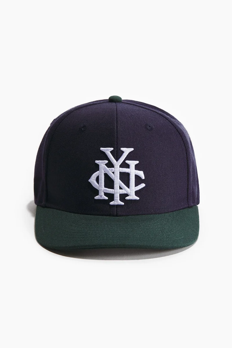 Embroidered-motif cap