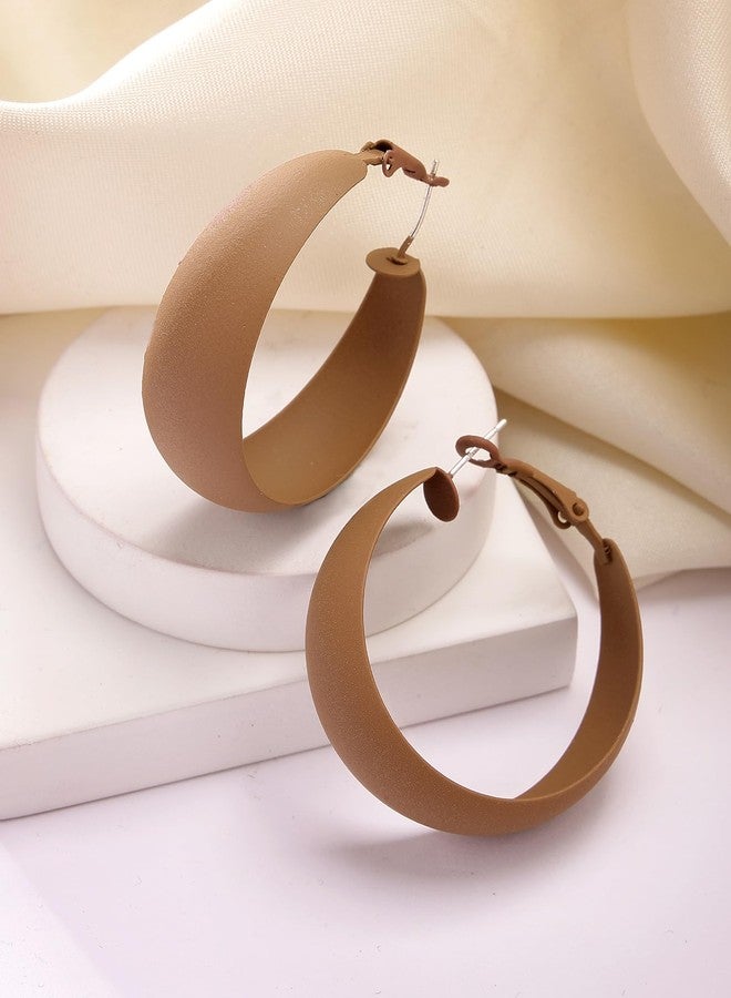 KARATCART Matte Finish Brown Graduating Hoop Earrings - Image 4
