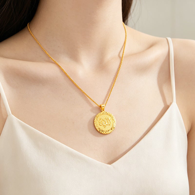 WU Elegant Middle Eastern Style Gold-Plated Pendant Necklace for Women - Image 4