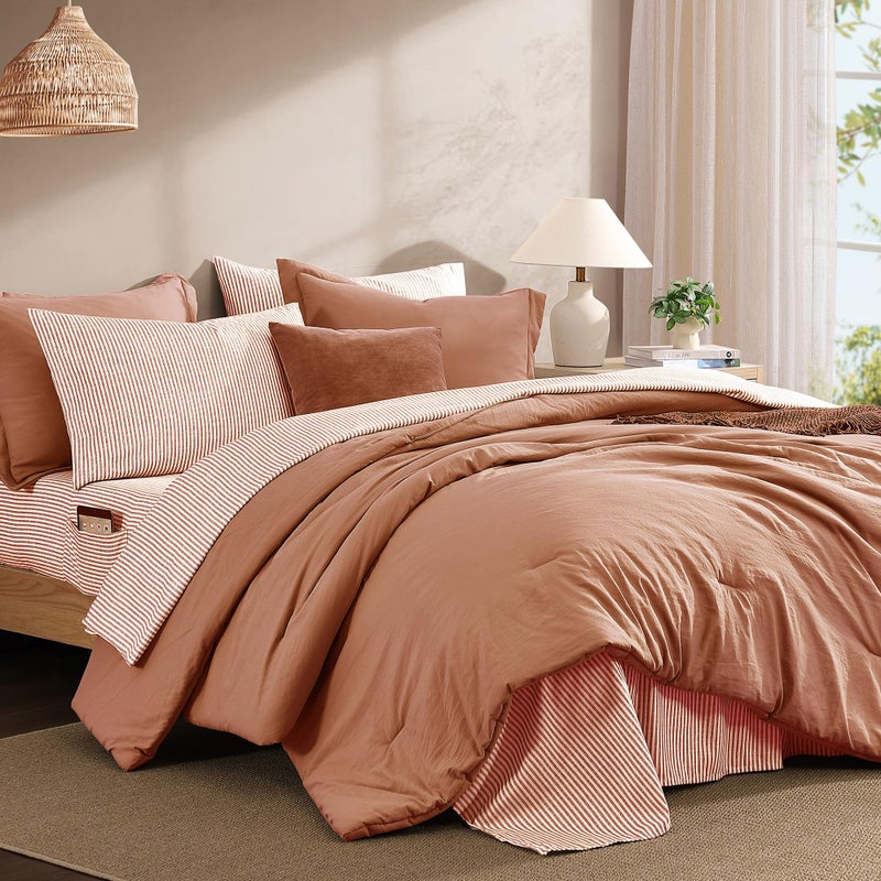 Monbix Queen Comforter Set - 7 Pieces Autumn Leaf Prewashed Bed in a Bag Queen Bedding Sets with Comforters, All Seasons Ultra Soft Comforter Bed Set with Sheets,Pillowcases & Shams - Image 2