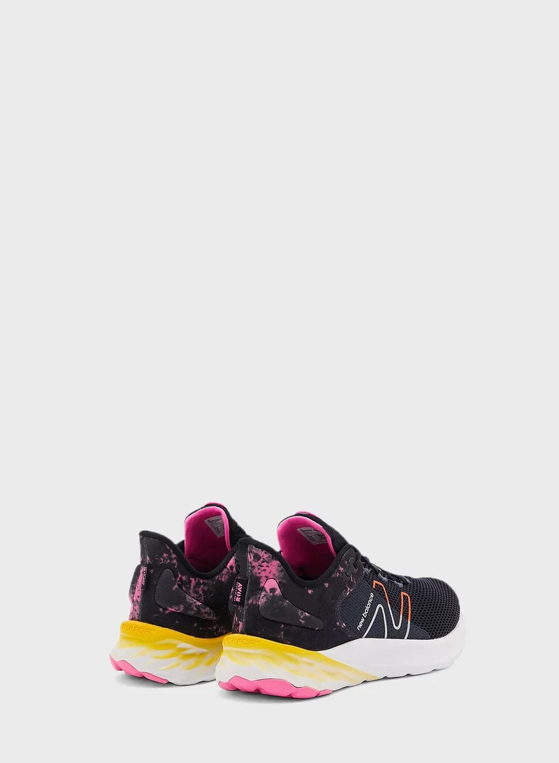 New Balance Youth Roav
