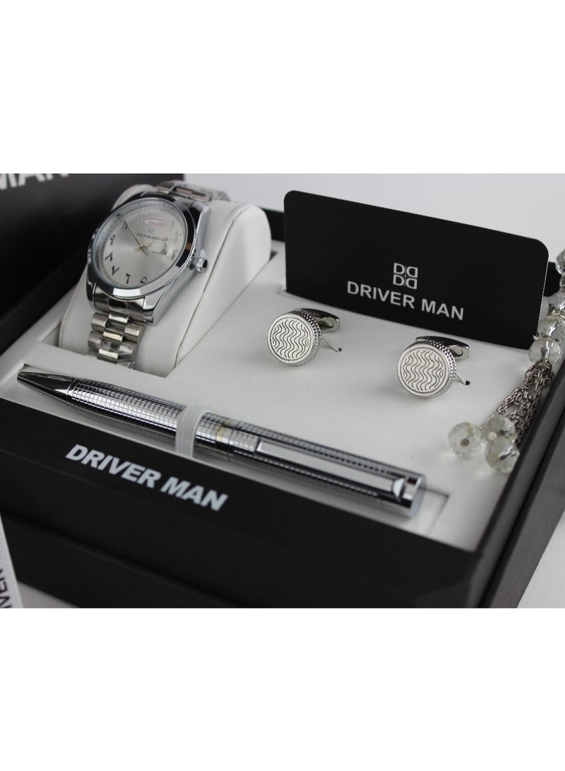 MAN A luxurious four-piece men's watch set