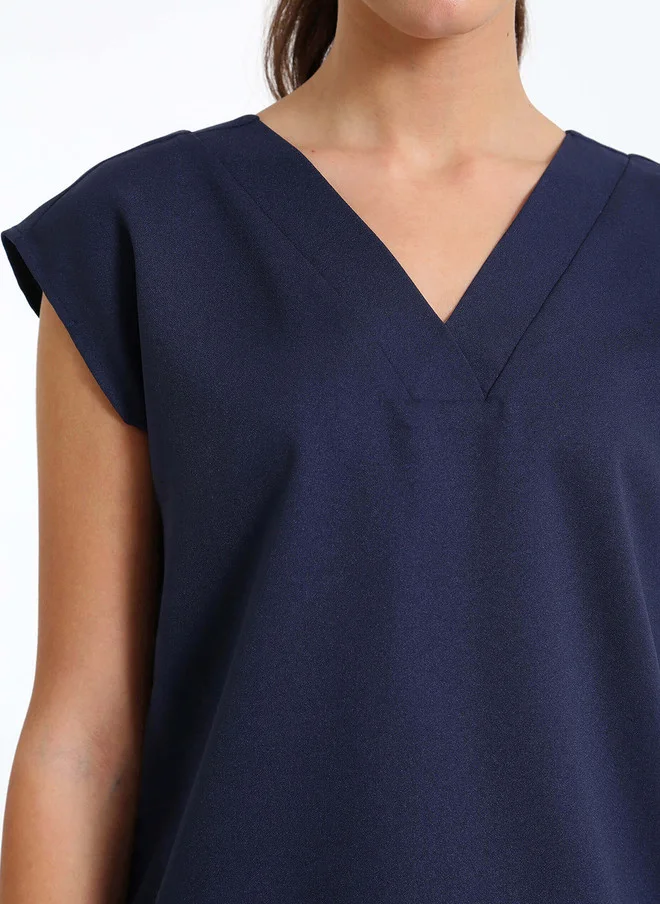 سولت اتاير SALT ATTIRE Navy Blue Extended Sleeves V-Neck Top