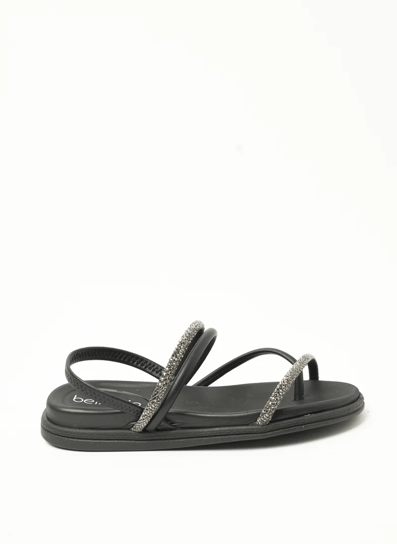 Beira Rio Flat Sandals for Women – Stylish & Comfortable Everyday Footwear